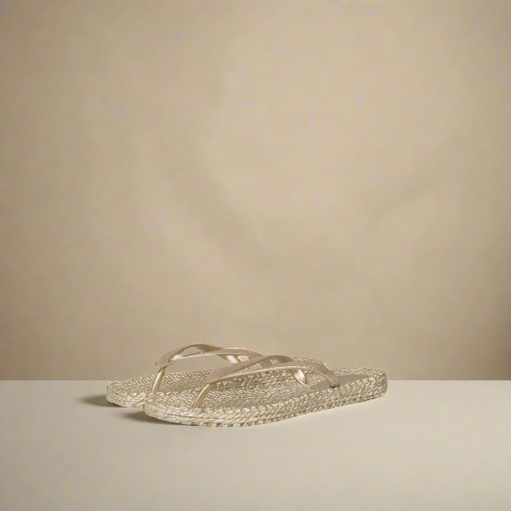 Ilse Jacobsen Cheerful Flip Flops Platinum