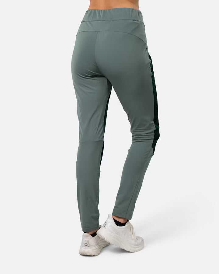 Kari Traa Edith Louise Hybrid Pants | Pine Green
