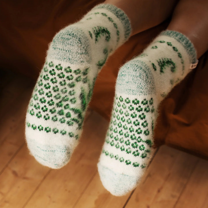 Siberia Spirit Women's Fiddle-Leaf Forest Merino Wool Crew Socks