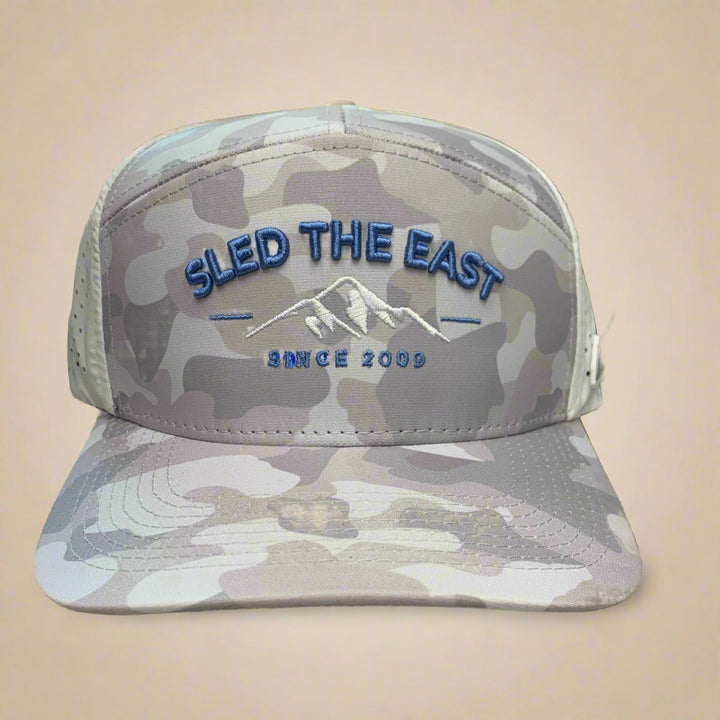 Sled the East Treeriding Curved Brim Hat | Camo