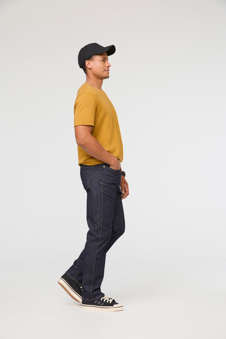DUER Men's Performance Denim Athletic Straight Heritage Rinse