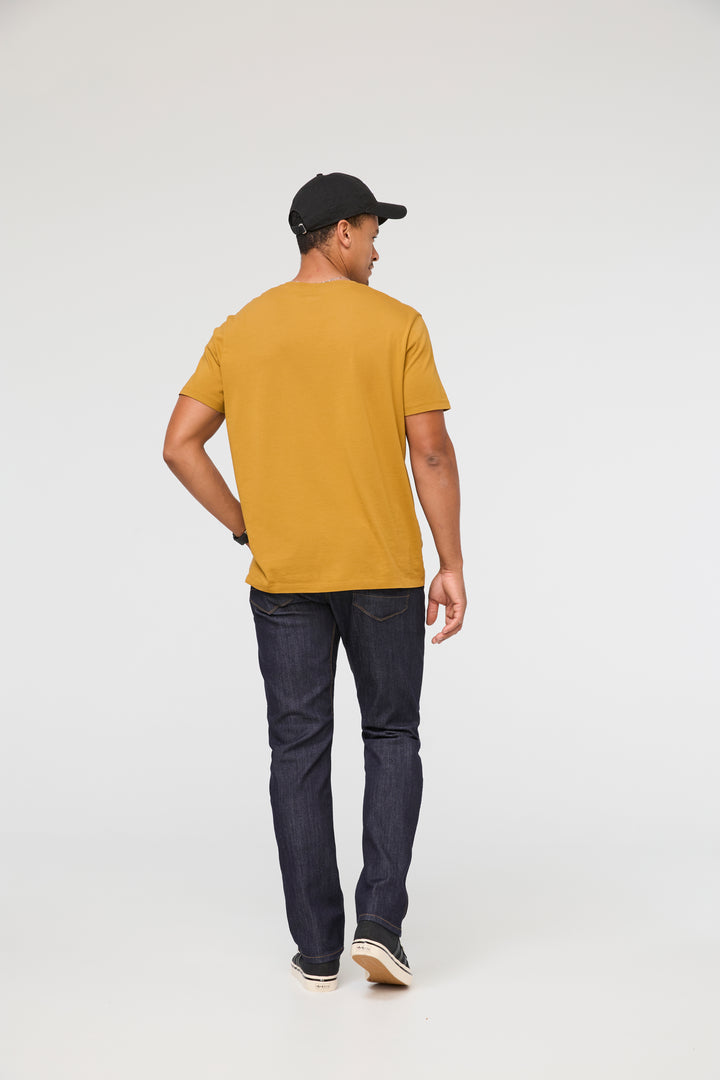 DUER Men's Performance Denim Athletic Straight Heritage Rinse