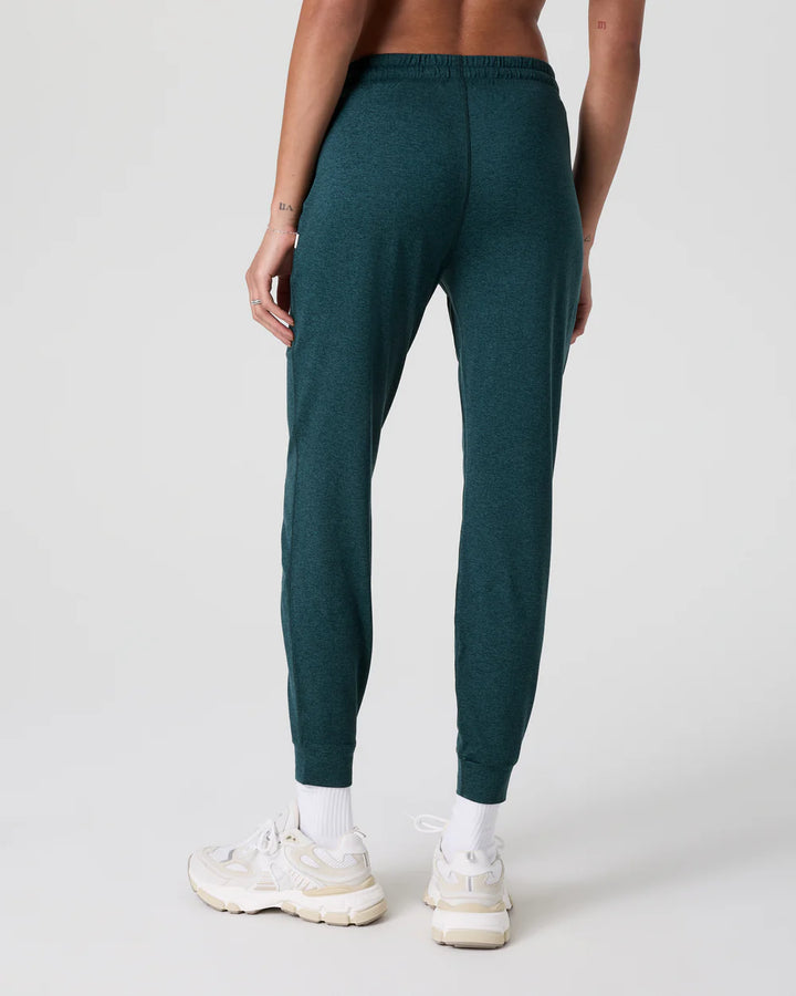 Vuori Women's Performance Jogger - Long | Moss Heather
