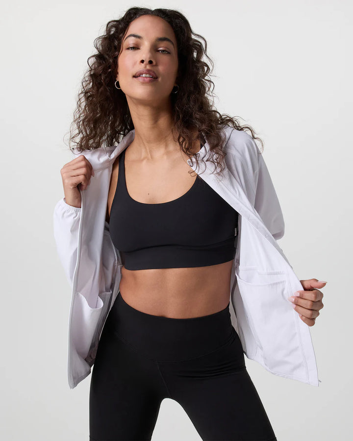 Vuori Women's Renew Trainer Shell | White