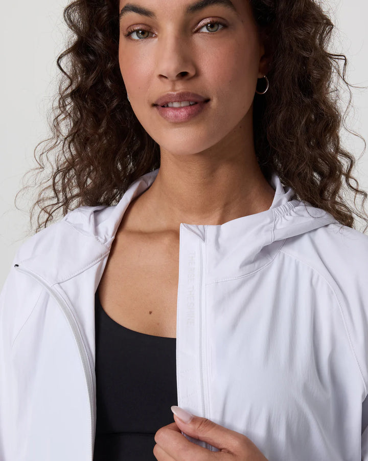 Vuori Women's Renew Trainer Shell | White