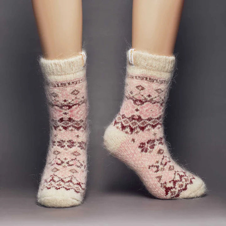 Siberia Spirit Women's Cranberry Delight Goat Wool Thick Crew Socks