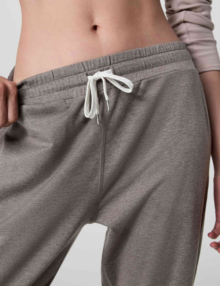 Vuori Performance Jogger | Chia Heather