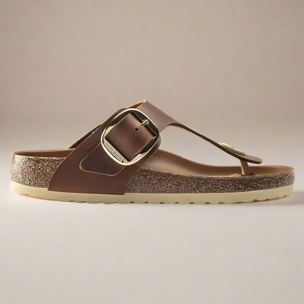 Gizeh Big Buckle Thong Sandal | Oiled Leather | Cognac