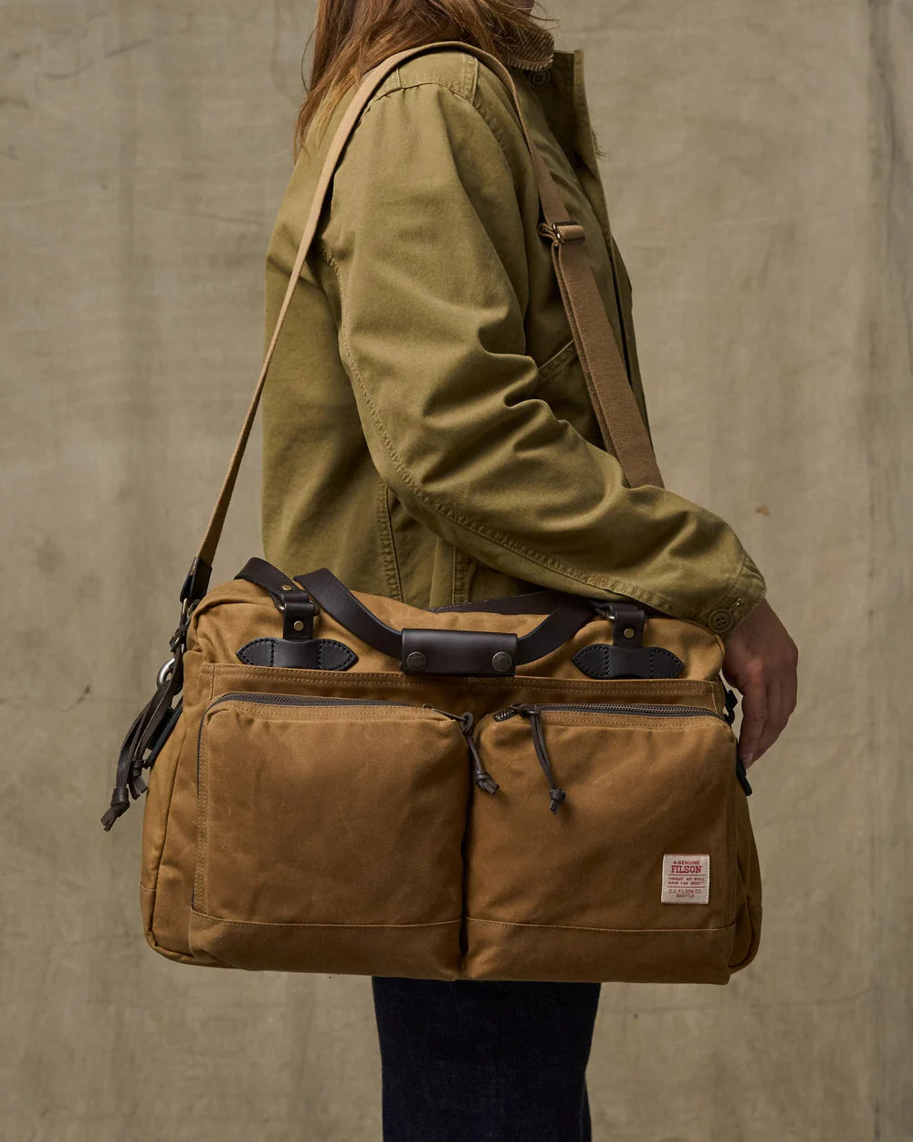 Filson 48 Hour Tin Cloth Duffle Bag | Tan