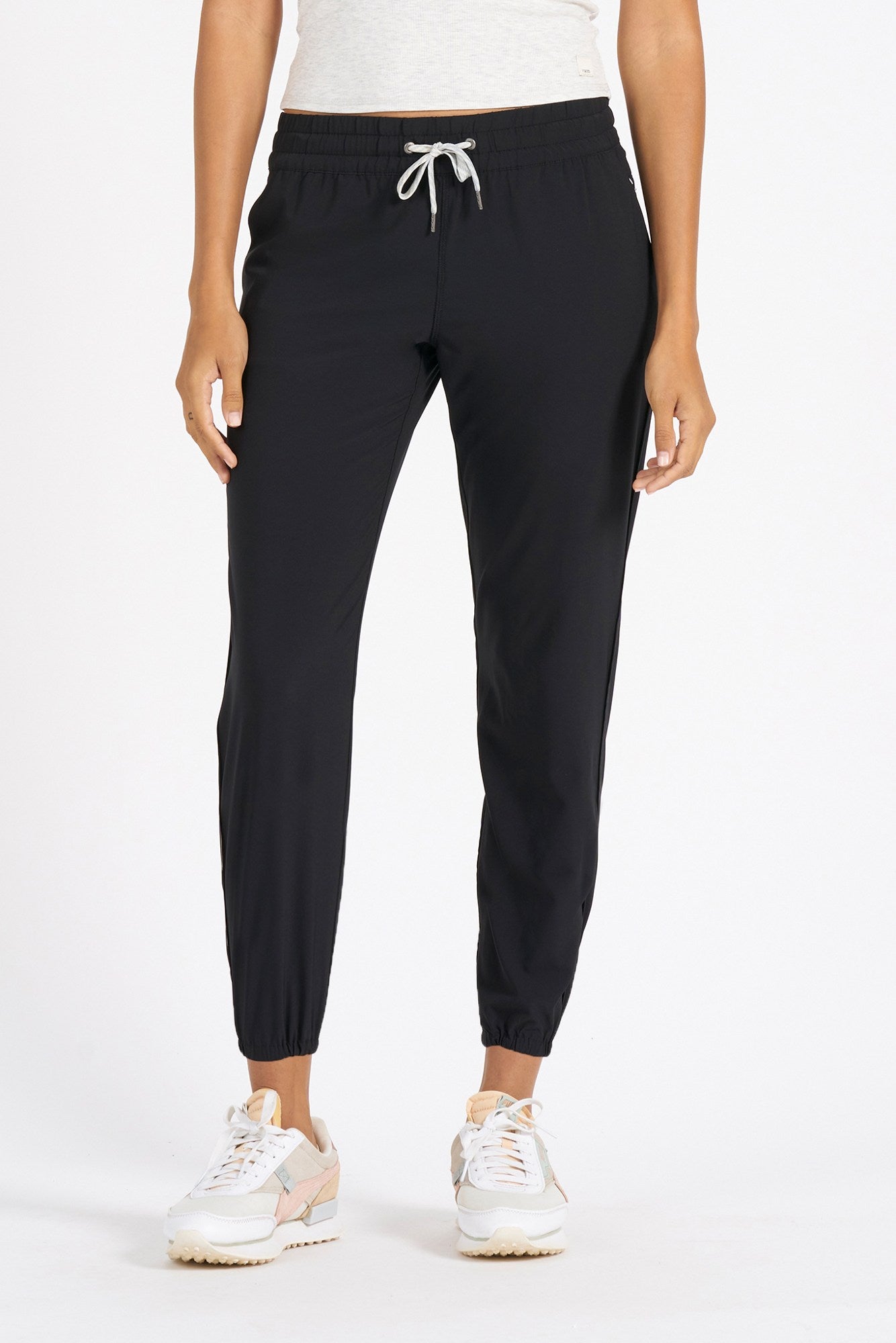 Vuori Women's Weekend Jogger Black