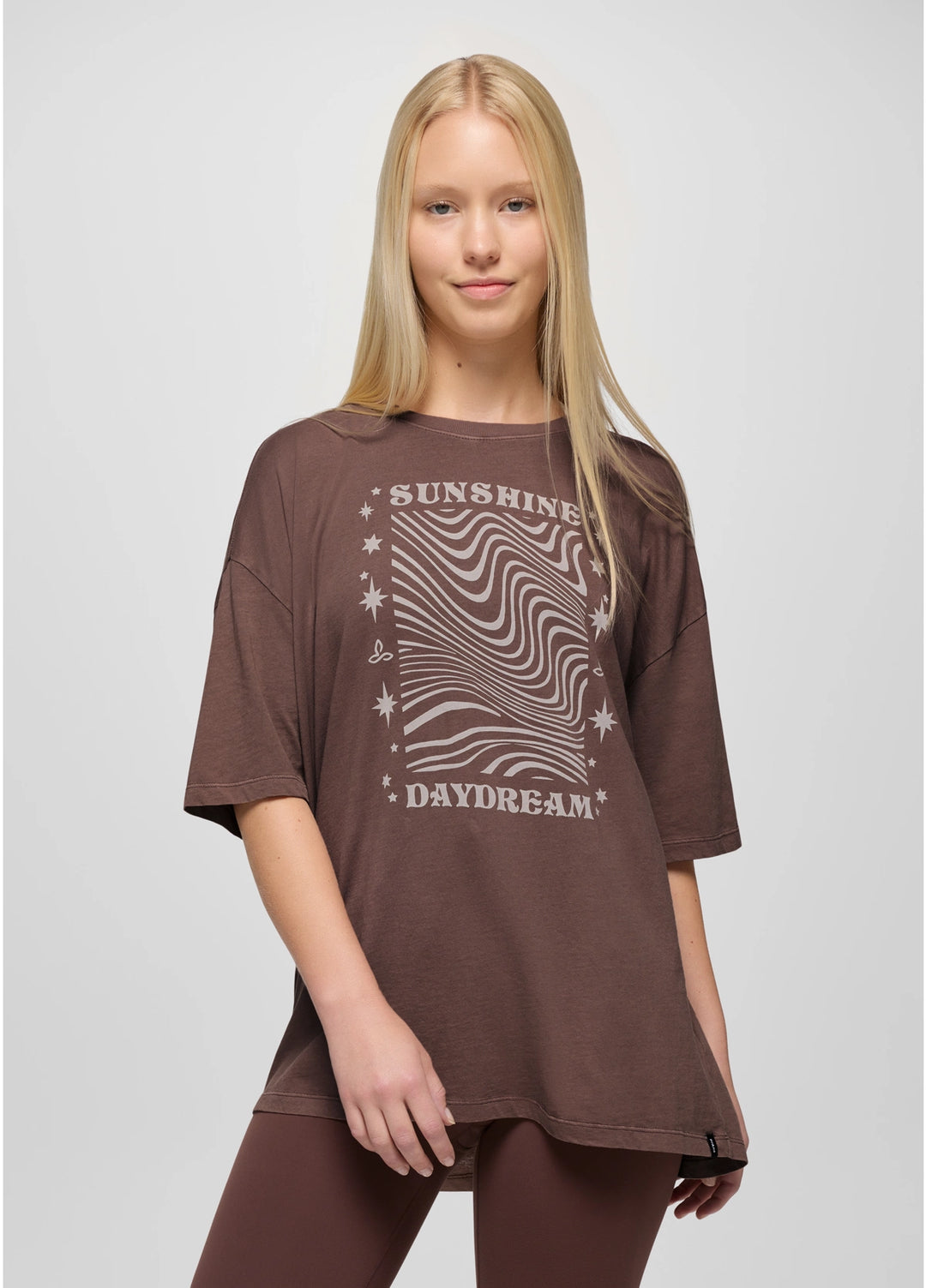 Prana Women's Everyday Graphic Oversized Tee | Carob Sunshine Daydream