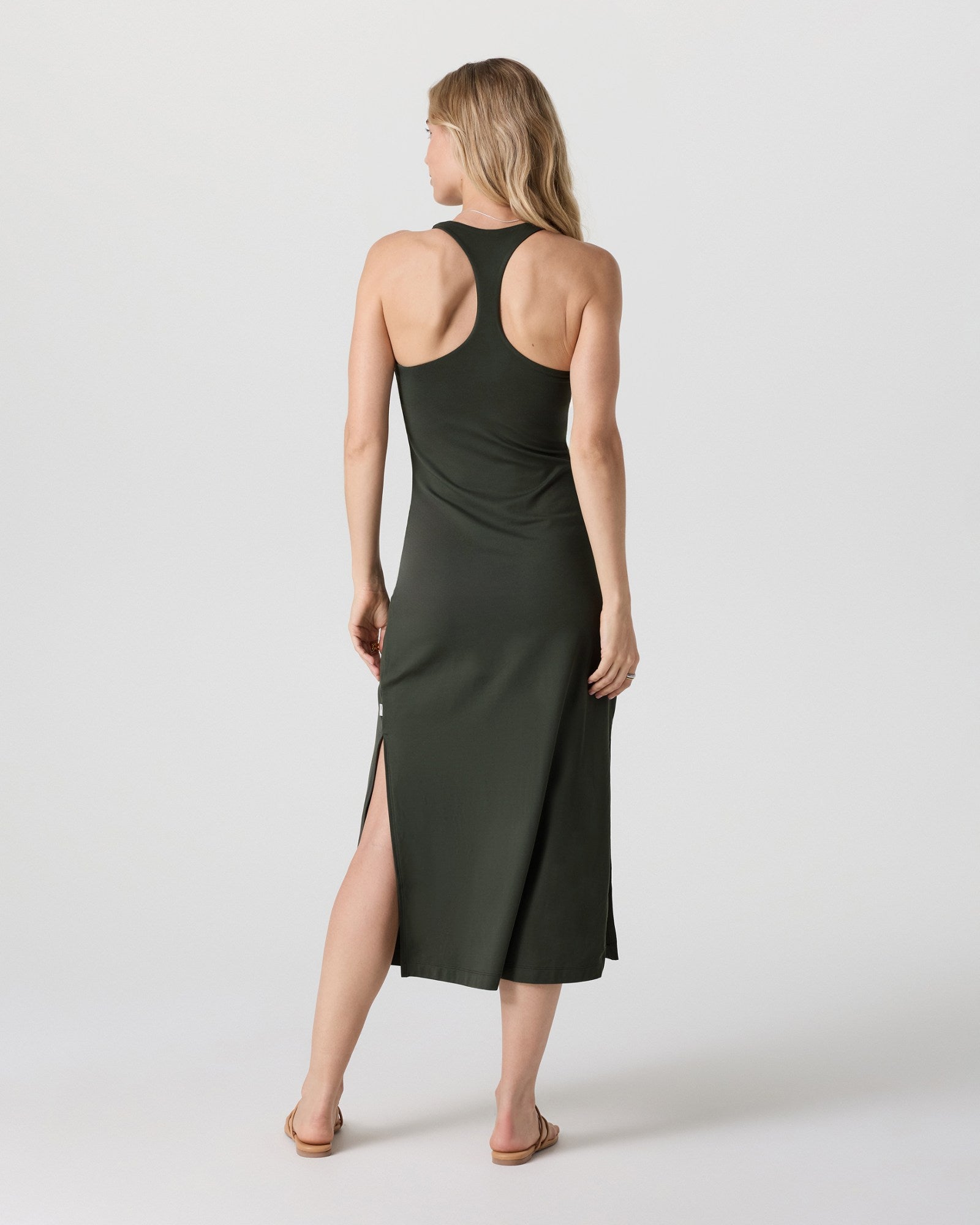 Vuori Women's Halo Racerback Dress – Bear Rock