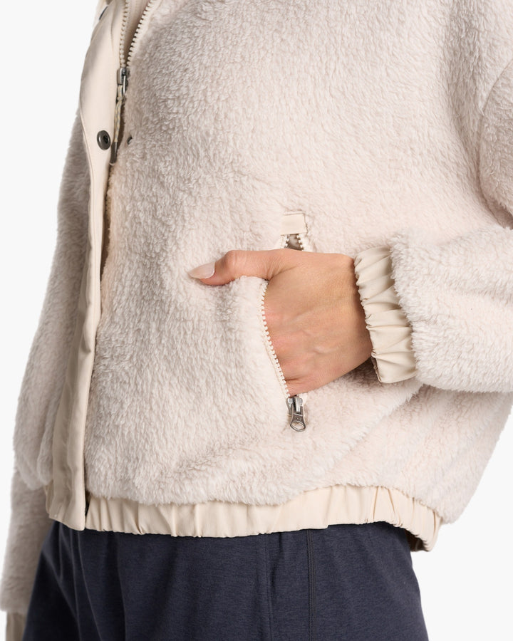 Vuori Women's Cozy Sherpa Jacket | Dune