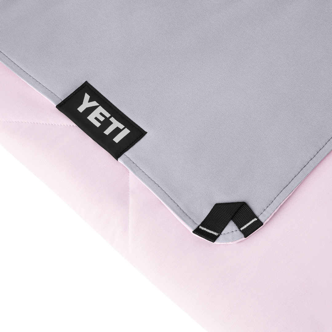 Lowlands Blanket | Cherry Blossom