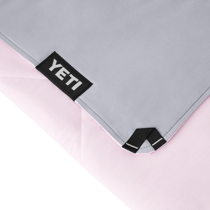 Lowlands Blanket | Cherry Blossom