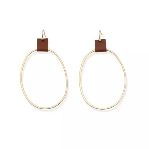 Leslie Curtis Claire | Gold