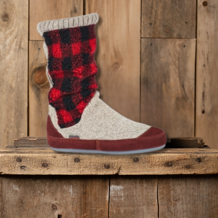 Acorn The Slouch Boot Buffalo