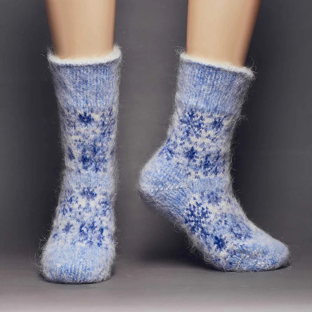 Siberia Spirit Women's Crystal Snow Thick Non-Binding Goat Wool Socks 