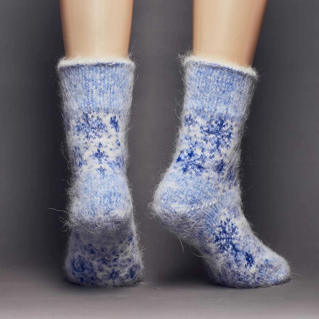 Siberia Spirit Women's Crystal Snow Thick Non-Binding Goat Wool Socks 