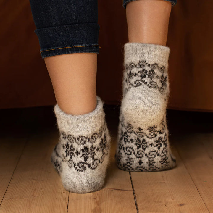 Siberia Spirit Women's Flurry Fantasy Thick Merino Wool Low-Cut Socks
