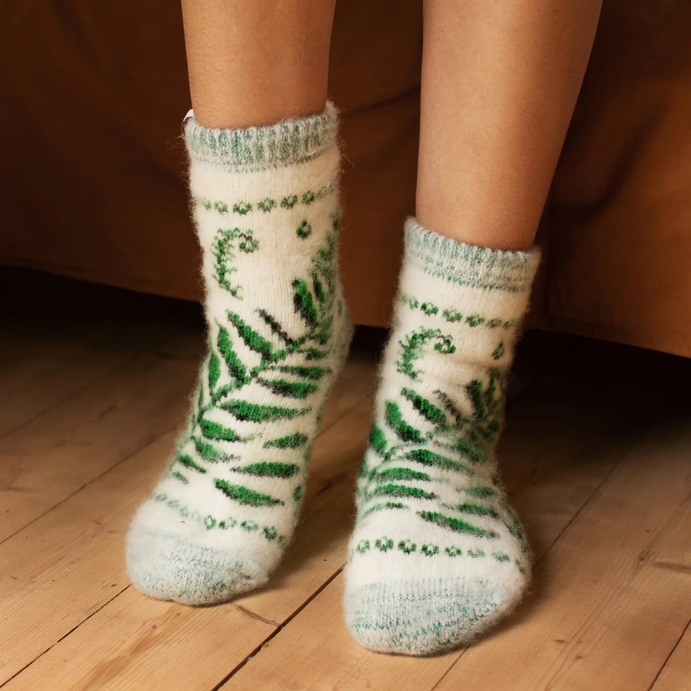 Siberia Spirit Women's Fiddle-Leaf Forest Merino Wool Crew Socks