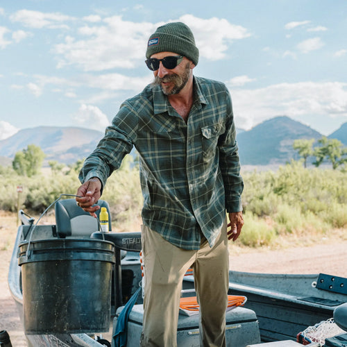 Howler Brother's Harker's Flannel in Beluga