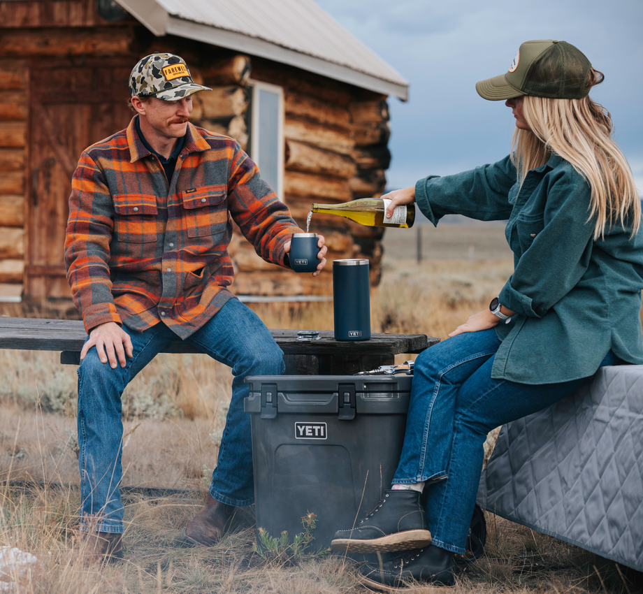 Yeti Rambler Wine Chiller Navy