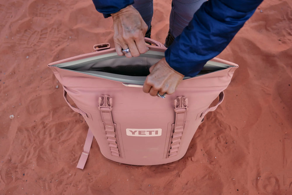 Yeti Hopper M20 Soft Backpack Cooler - Sandstone Pink
