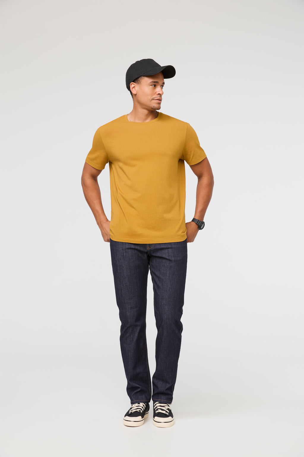 DUER Men's Performance Denim Athletic Straight Heritage Rinse