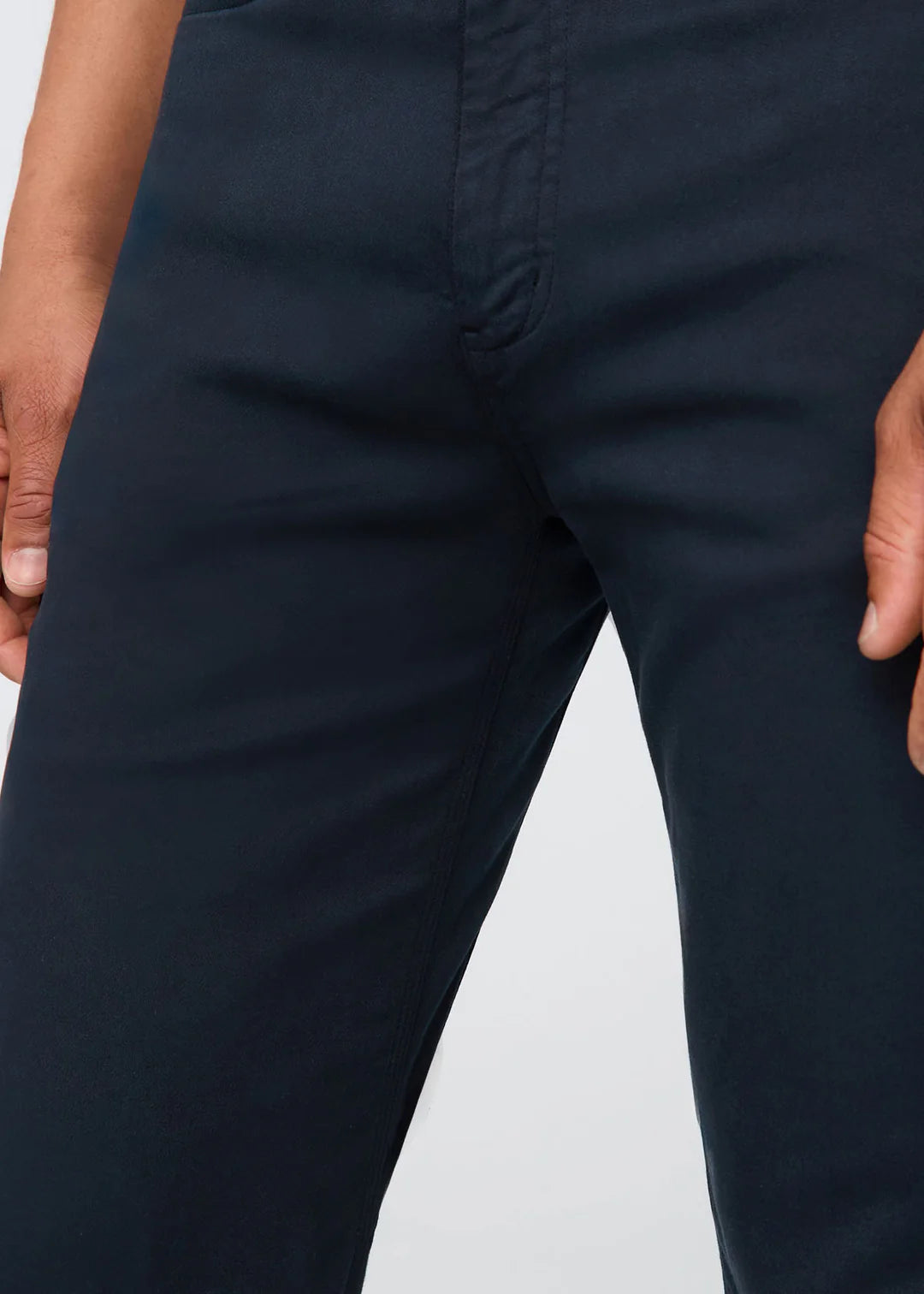 DUER Men's No Sweat Straight Pant | Navy