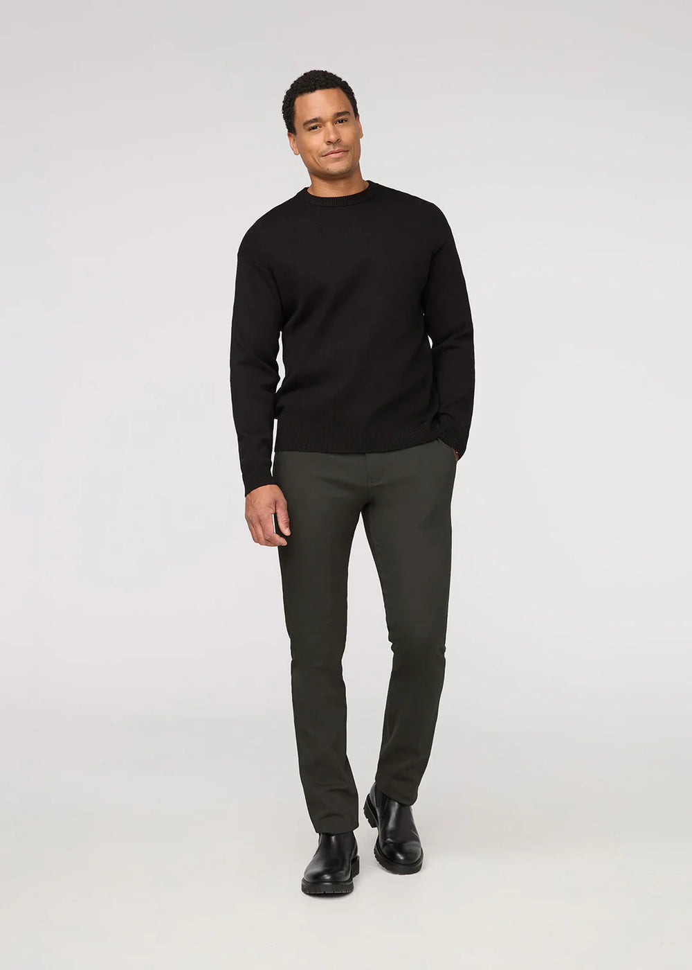 Duer NuStretch Relaxed Taper Trouser | Evergreen