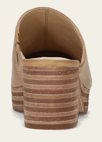 Campus Clog | Banana