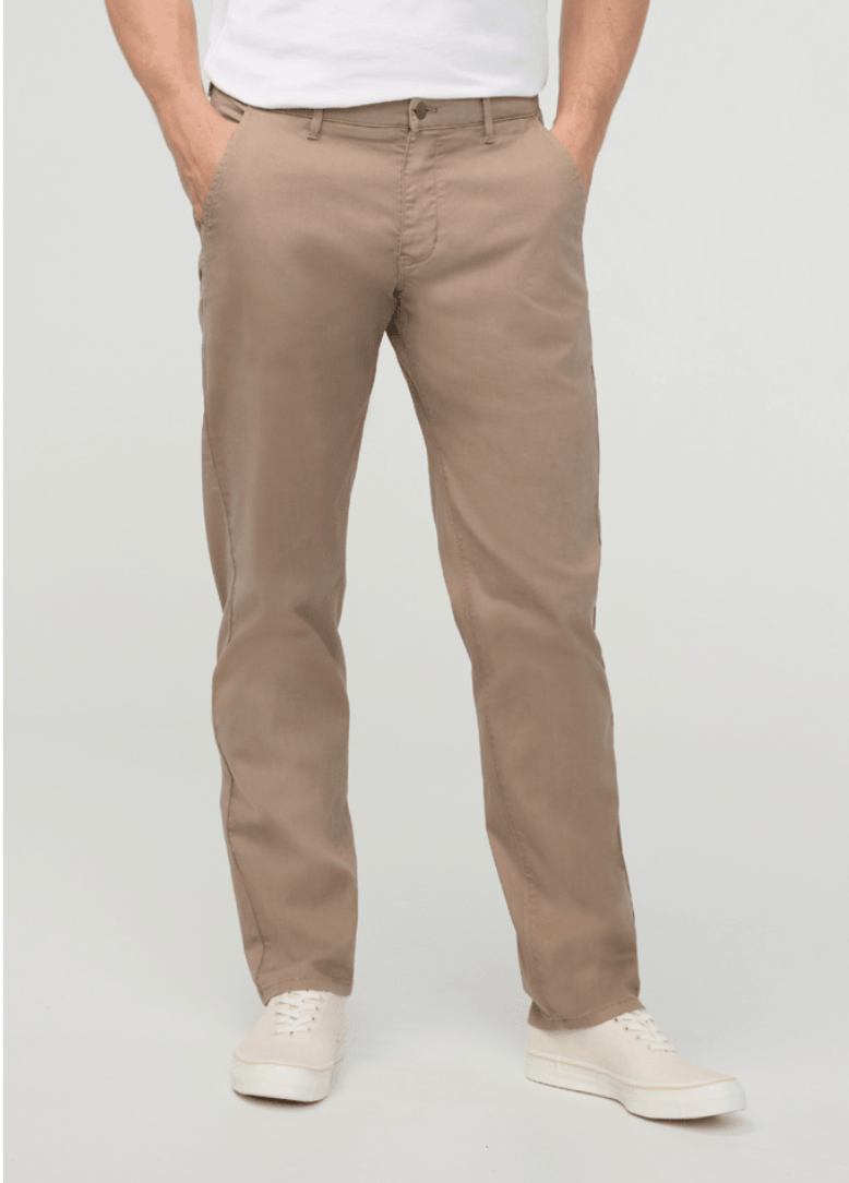 Duer Live Lite Relaxed Taper Chino | Desert Tan