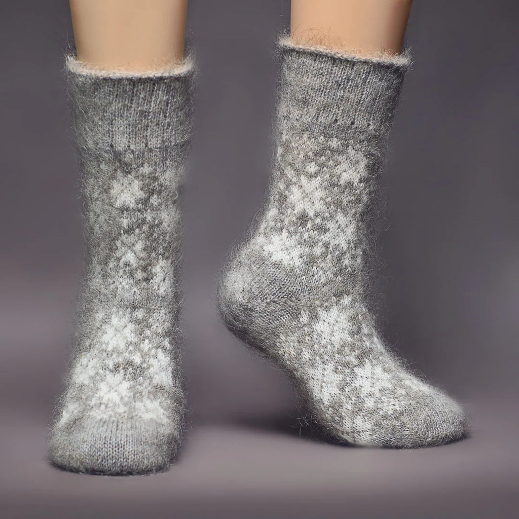 Siberia Spirit Women's Snowstorm Non-Binding Goat Wool Crew Socks