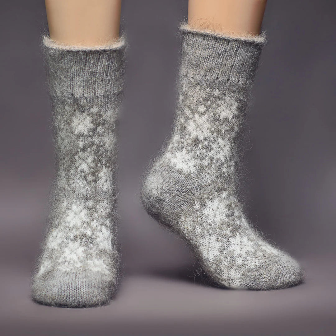 Siberia Spirit Women's Snowstorm Non-Binding Goat Wool Crew Socks