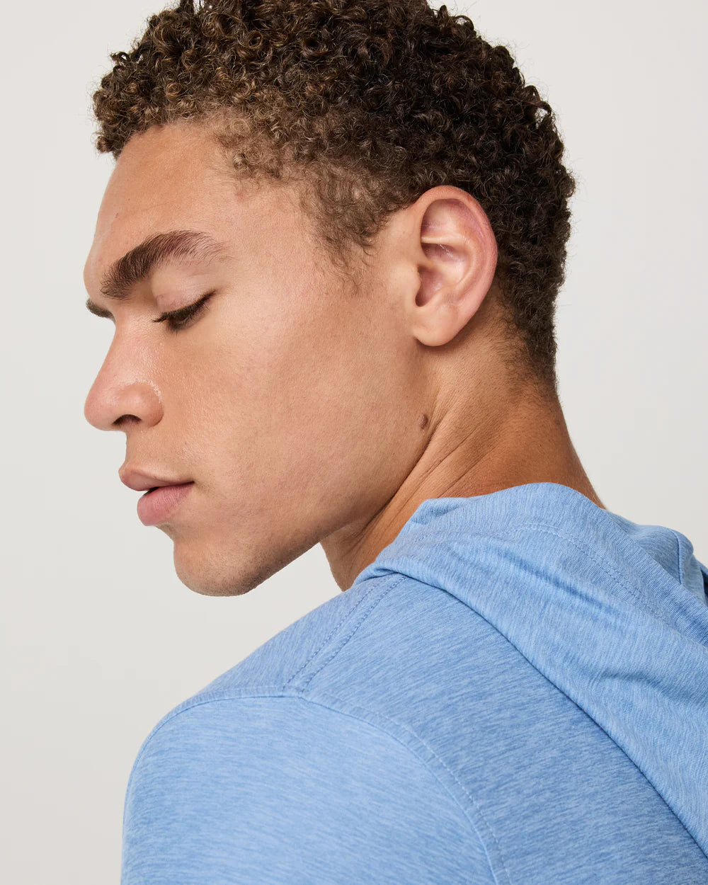 Vuori Strato Tech Hoodie | Isle Blue Heather