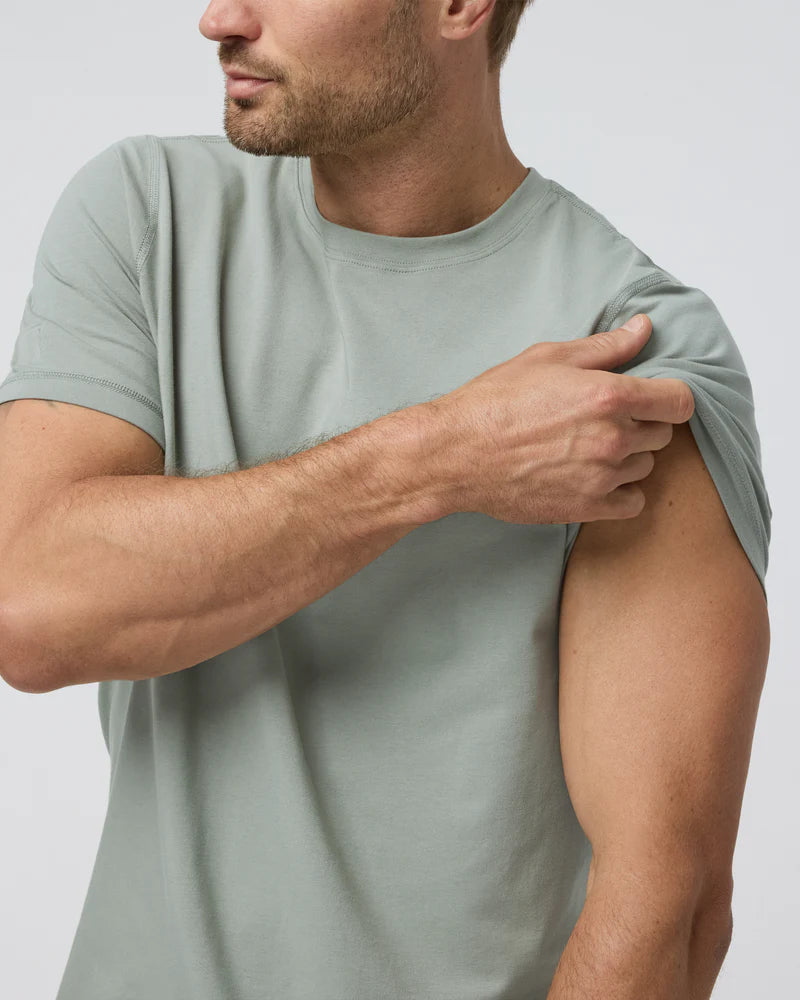 Vuori Men's Tuvalu Tee | Agave Green 
