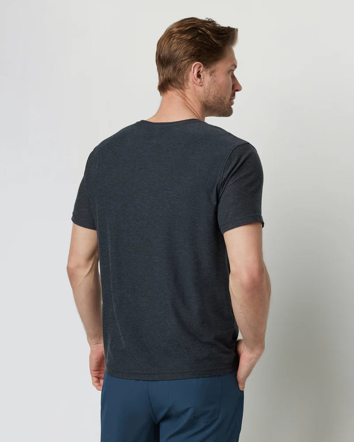 Vuori Men's Strato Tech Tee | Charcoal Heather