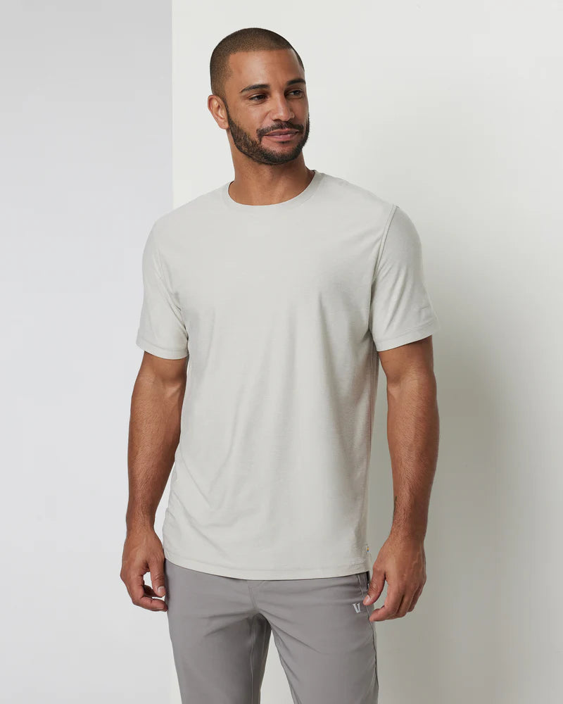 Vuori Men's Strato Tech Tee | Salt Heather