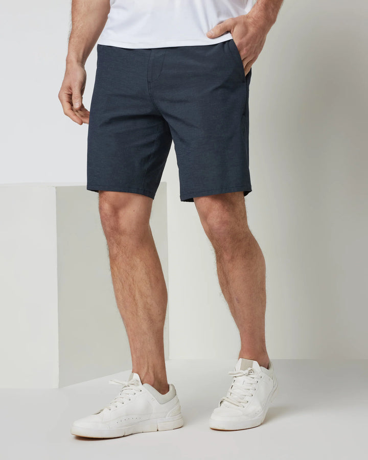 Vuori Aim Short | Navy