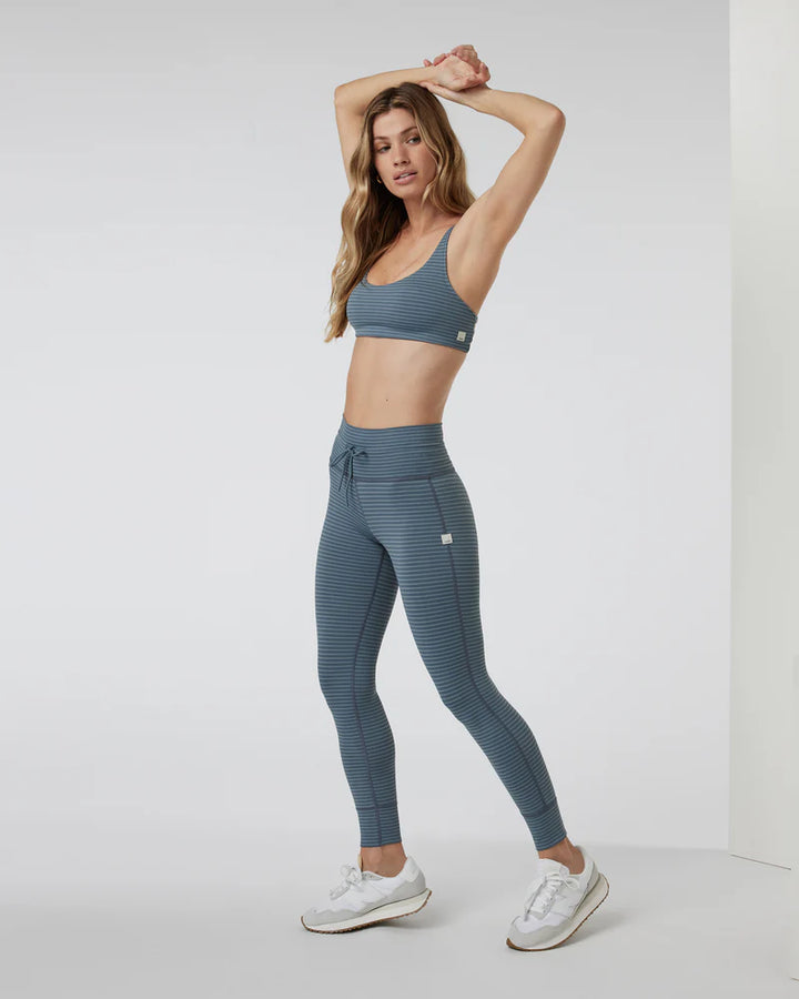 Vuori Striped Yosemite Bra Smoke Blue Stripe