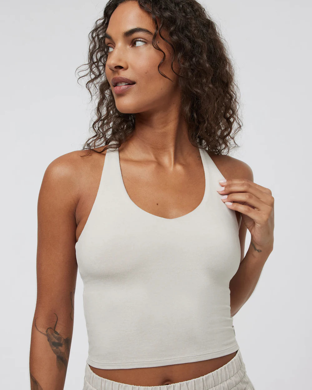 Vuori Halo Performance Crop Tank 2.0 | Ecru Heather