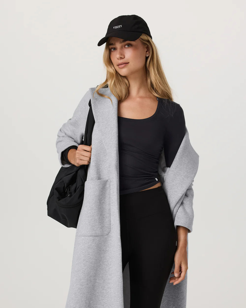 Vuori Long Sleeve Halo Essential Scoop | Solid Black
