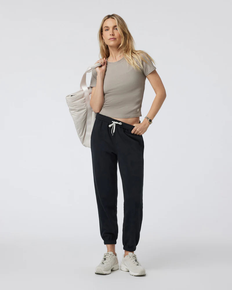 Vuori Pose Fitted Tee | Graphite 