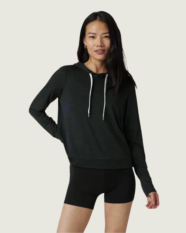 Vuori Women's Halo Essential Hoodie | Black Heather