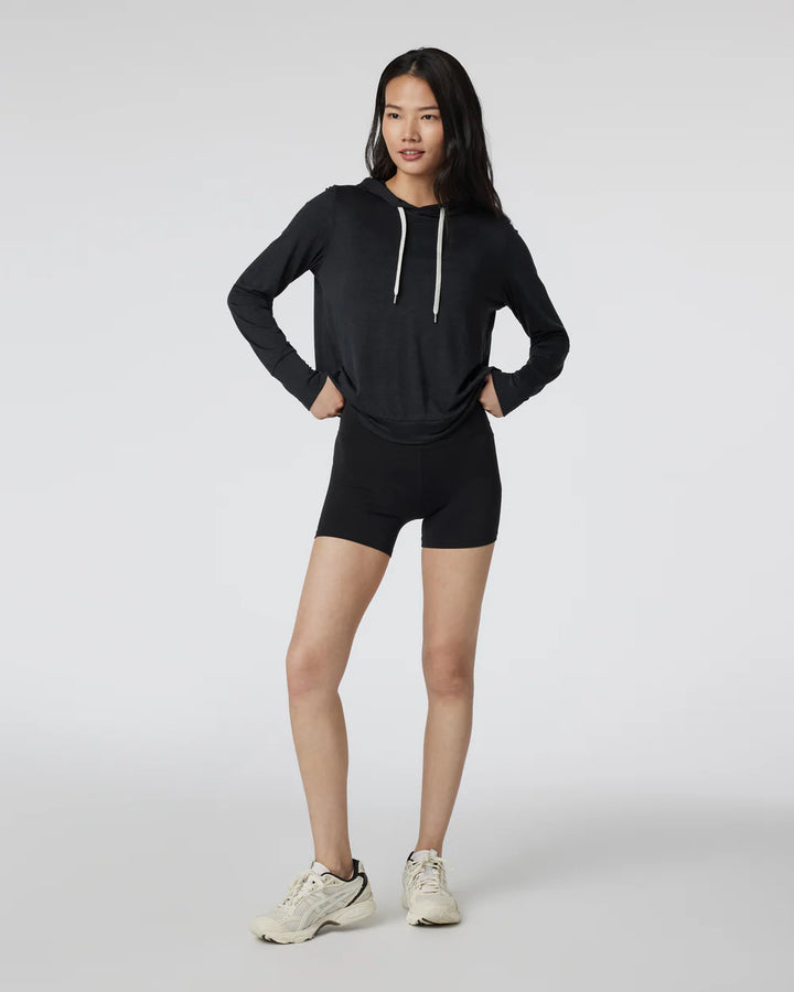 Vuori Women's Halo Essential Hoodie | Black Heather