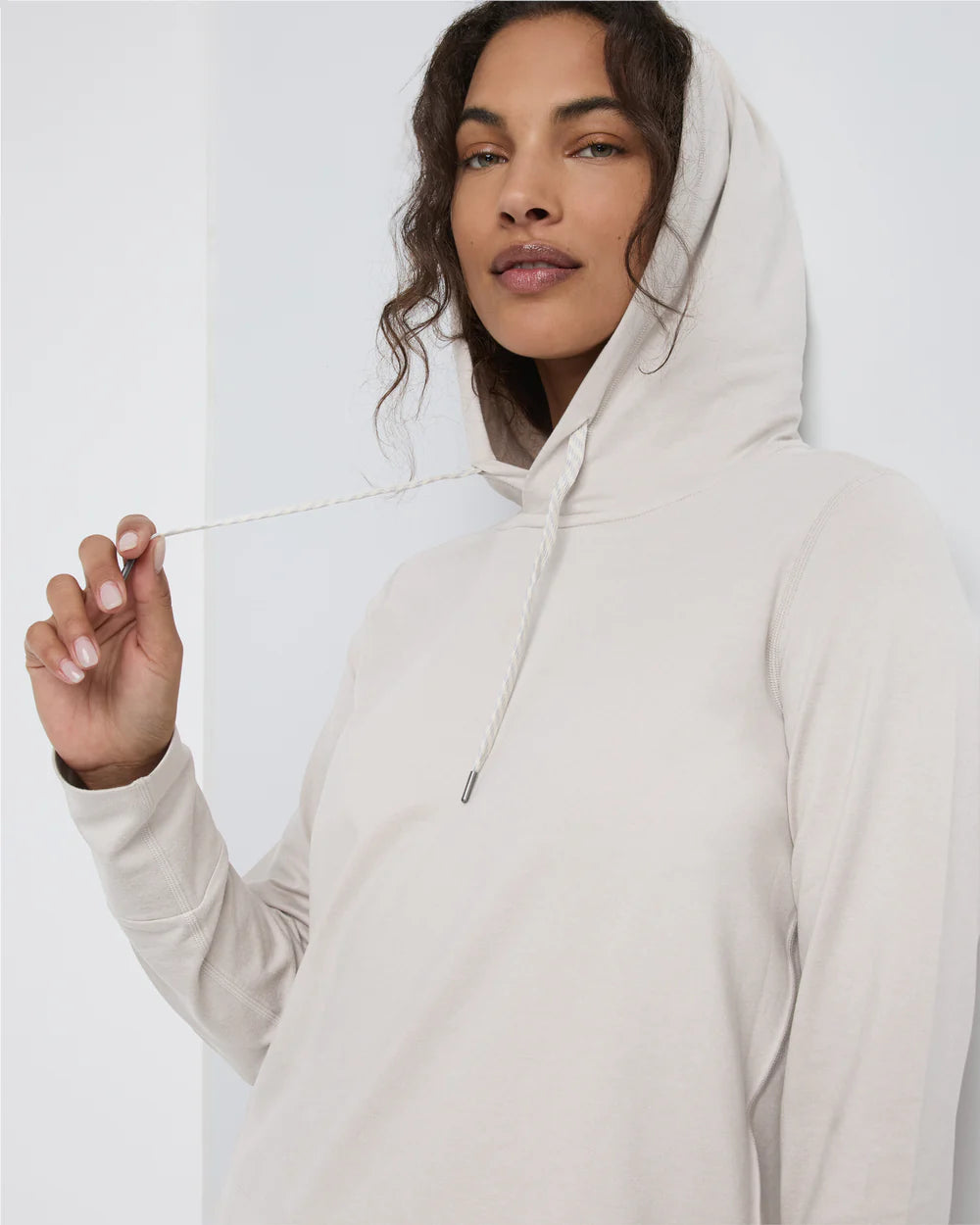 Vuori Halo Essential Hoodie | Ecru Heather