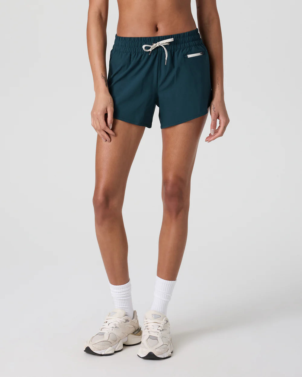 Vuori Women's Clementine 4" Short 2.0 | Moss Heather