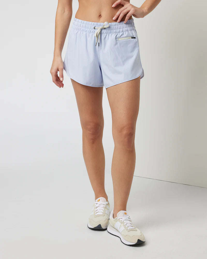 Vuori Women's Clementine 4" Short 2.0 | Peri