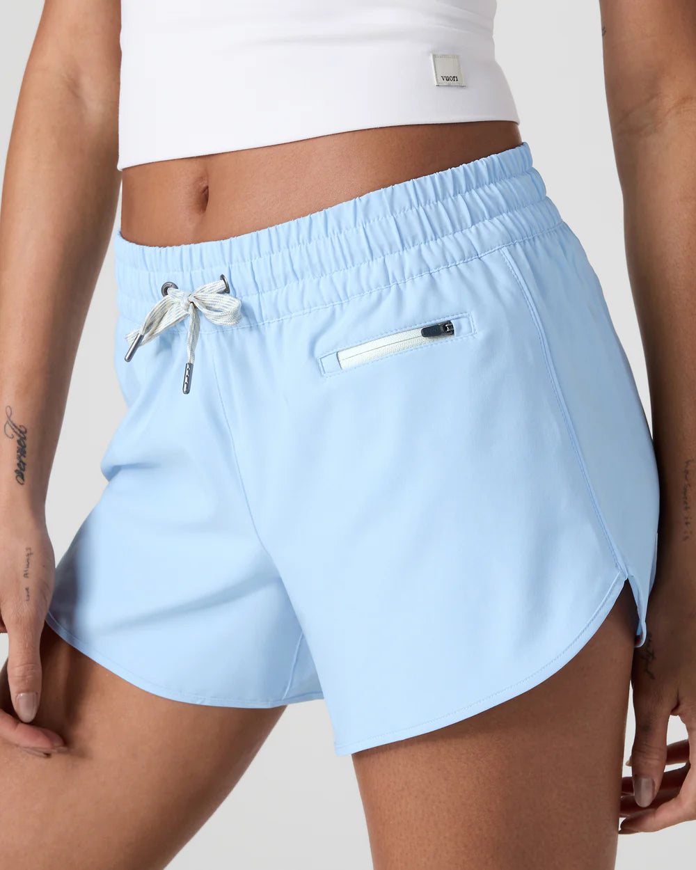 Vuori Women's Clementine 4" Short 2.0 | Surf